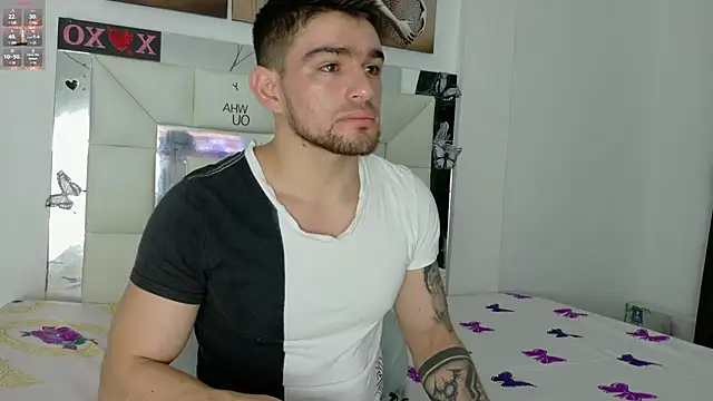 Sexy Alejandro  online show from 24, 2, 2025
