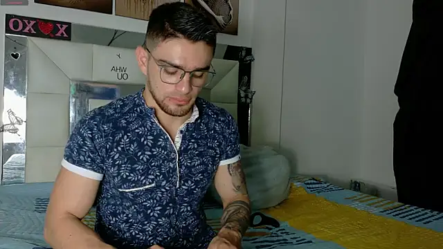 Sexy Alejandro  online show from 19, 2, 2025