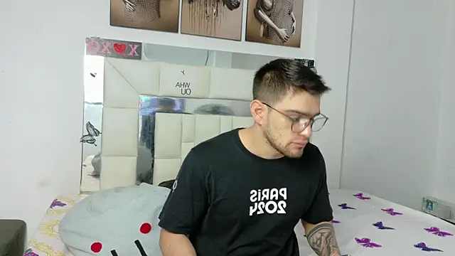 Sexy Alejandro  online show from 19, 3, 2025