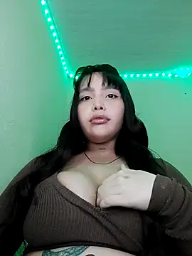 jacksyangeel2 online show from 17, 4, 2026