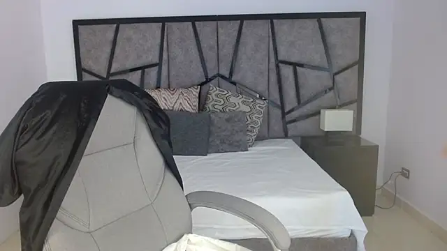 adhara cortez online show from 19, 2, 2026