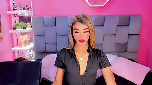 Snapshot of Shiirleysweet chatting on 11, 12, 2024 Shiirleysweet online show from 11, 12, 2024