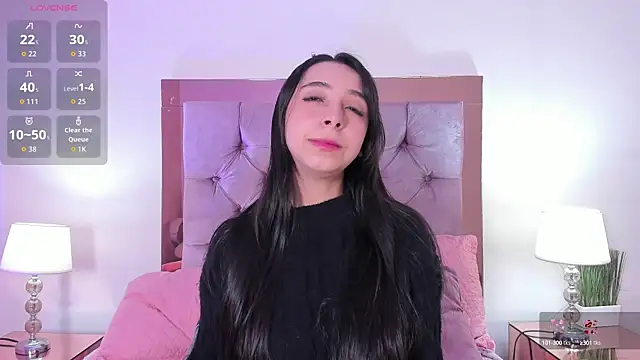 Snapshot of melanie_hills chatting on 2, 10, 2025 melanie hills online show from 2, 10, 2025