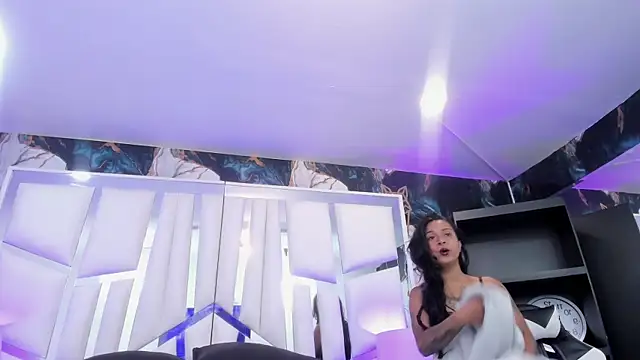 rave connor online show from 17, 7, 2026