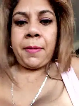 Laura-Hernandez online show from 17, 1, 2026