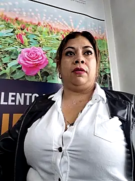 Laura-Hernandez online show from 7, 4, 2026