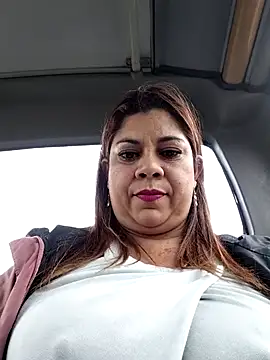 Laura-Hernandez online show from 16, 5, 2026