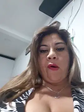Laura-Hernandez online show from 23, 7, 2026