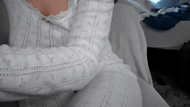 bigb00tyjudyyX online show from 19, 11, 2025