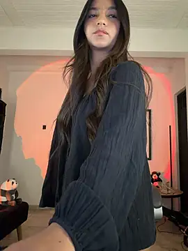 Snapshot of aly_golden_ chatting on 2, 8, 2026 aly golden online show from 2, 8, 2026