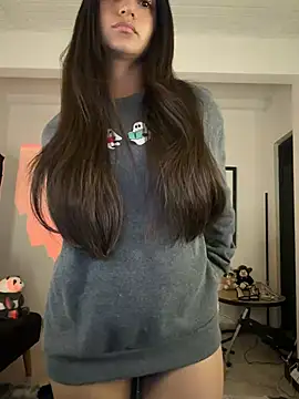 Snapshot of aly_golden_ chatting on 19, 7, 2026 aly golden online show from 19, 7, 2026