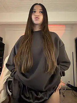 aly golden  online show from 18, 5, 2026