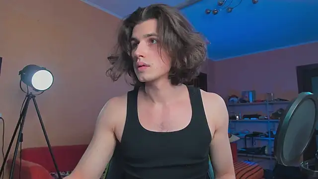 Snapshot of daddyMarty420 chatting on 20, 12, 2025 daddyMarty420 online show from 20, 12, 2025