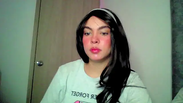 Kiri Cutee online show from 9, 9, 2025