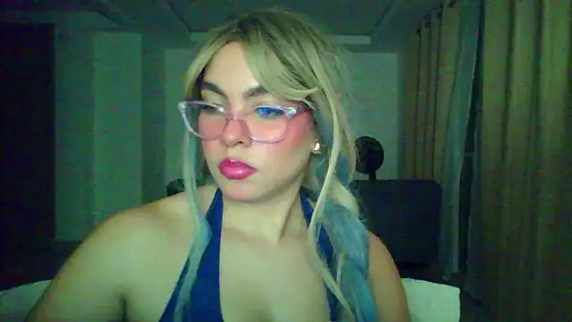 Kiri Cutee online show from 4, 12, 2025