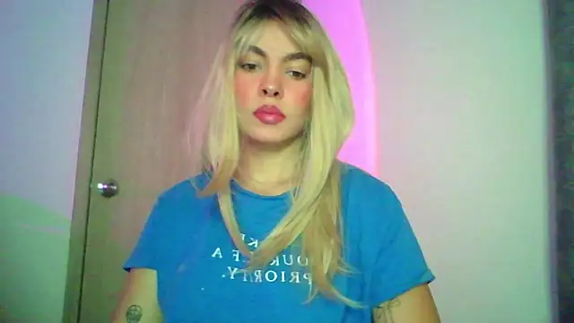 Kiri Cutee online show from 9, 10, 2025