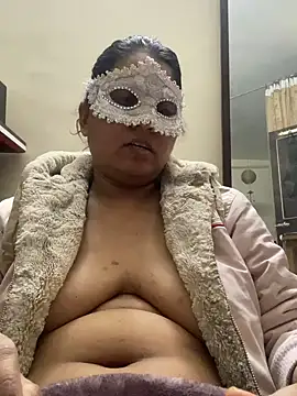 kamayanisingh24 online show from 26, 2, 2025
