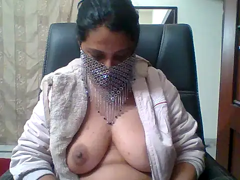 kamayanisingh24 online show from 7, 12, 2024