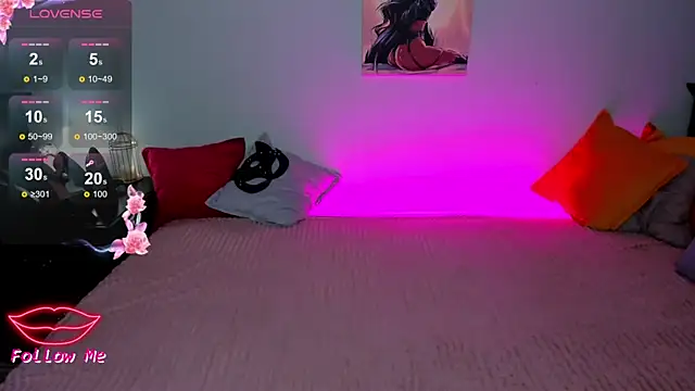 Goddess Lizzzy online show from 5, 3, 2025