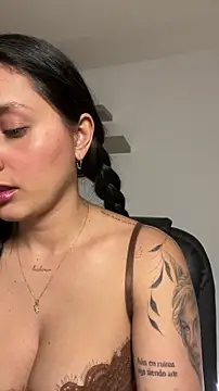 Valentina cartier online show from 5, 12, 2025