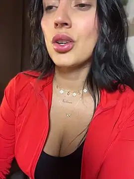 Snapshot of Valentina_cartier chatting on 24, 4, 2026 Valentina cartier online show from 24, 4, 2026