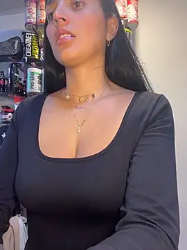 Snapshot of Valentina_cartier chatting on 18, 5, 2026 Valentina cartier online show from 18, 5, 2026