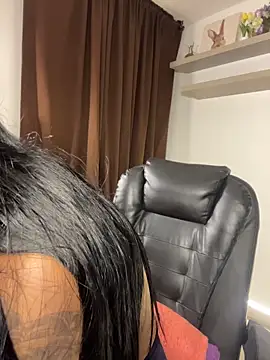 Snapshot of Valentina_cartier chatting on 20, 6, 2026 Valentina cartier online show from 20, 6, 2026