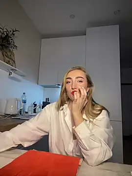 kira proxima 02 online show from 28, 2, 2025