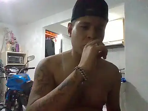 Snapshot of M3X1C4N069 chatting on 16, 6, 2026 M3X1C4N069 online show from 16, 6, 2026