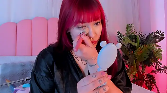 Snapshot of aurora_sweet2 chatting on 21, 10, 2025 aurora sweet2 online show from 21, 10, 2025