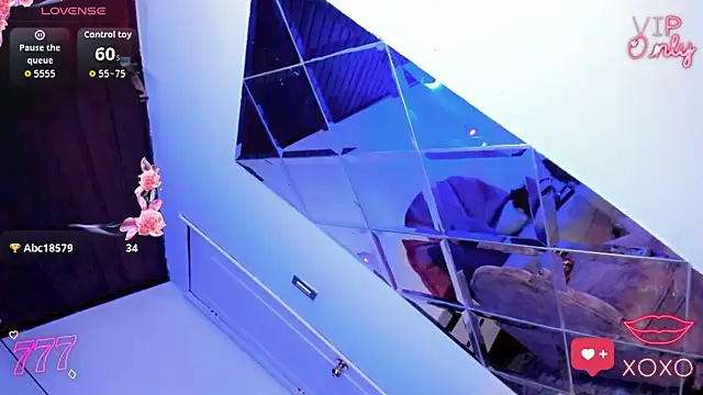 Alliemilky online show from 4, 3, 2026