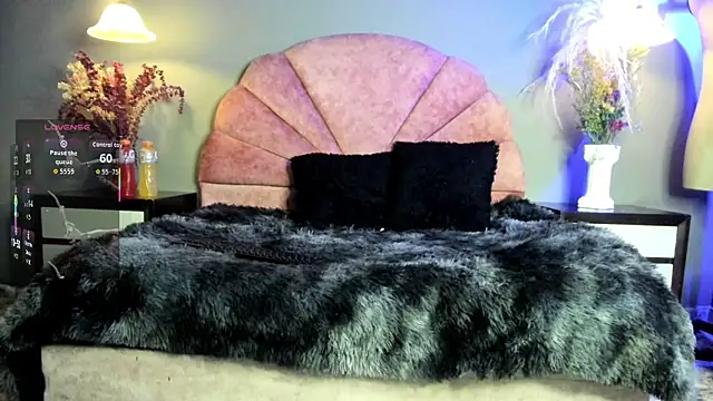 Alliemilky online show from 12, 11, 2025