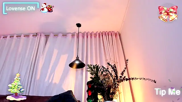 Alliemilky online show from 2, 12, 2025