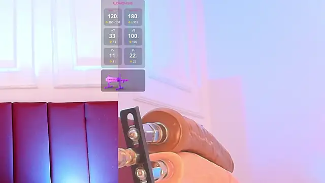 Luna monroe  online show from 8, 3, 2026