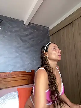 MafeeRoss online show from 11, 3, 2026