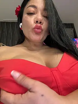 Abril10  online show from 28, 10, 2025