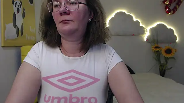 HolyMilfa online show from 8, 2, 2025