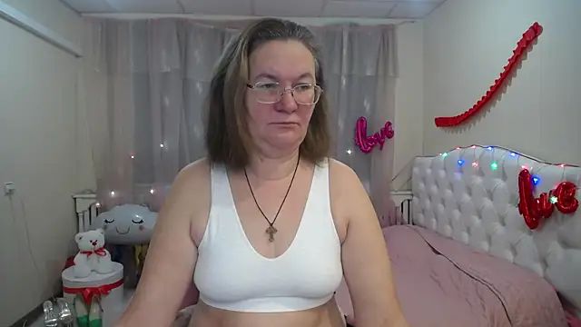 HolyMilfa online show from 18, 3, 2025