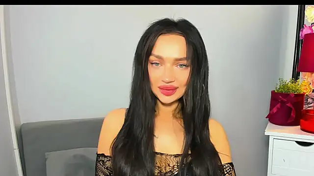 OliviaFantasy online show from 18, 4, 2026