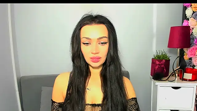 OliviaFantasy online show from 4, 4, 2026