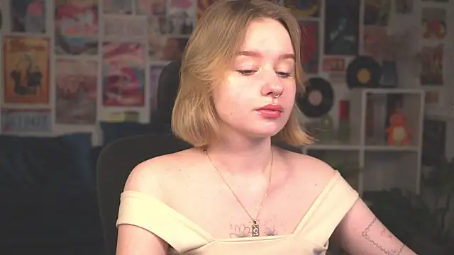 AdeleLoomis online show from 20, 3, 2025