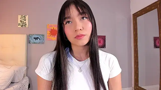 Snapshot of Maia_W10 chatting on 29, 5, 2026 Maia W10 online show from 29, 5, 2026