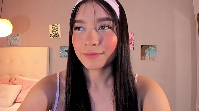 Maia W10 online show from 12, 4, 2026