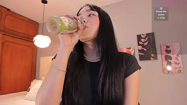 Maia W10 online show from 14, 1, 2026