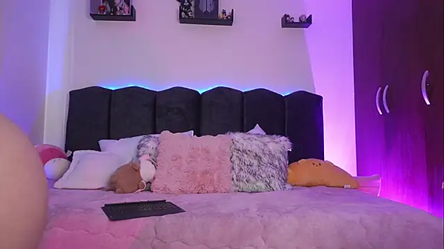 Lilou albrecht online show from 5, 3, 2026