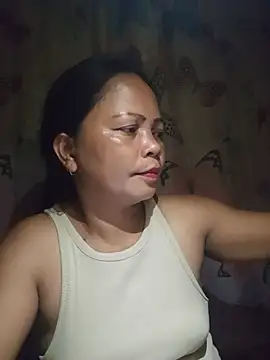 Snapshot of 880HOT chatting on 7, 7, 2026 880HOT online show from 7, 7, 2026