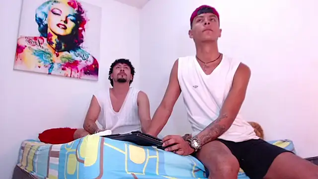 Snapshot of enjoy_vibes chatting on 11, 11, 2025 enjoy vibes online show from 11, 11, 2025