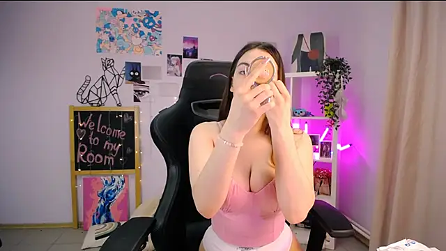MelissaLovvv online show from 16, 3, 2025