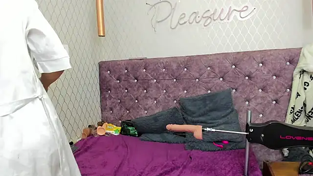 VALENTINA3x online show from 25, 2, 2025