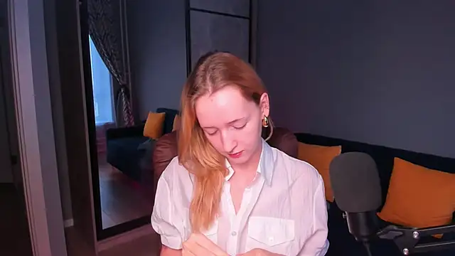 Snapshot of OddlyFamiliar chatting on 16, 12, 2024 OddlyFamiliar online show from 16, 12, 2024